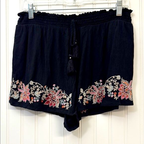American Eagle Embroidered Black Women's Shorts Flowy Festival Boho Tassels - Picture 1 of 6